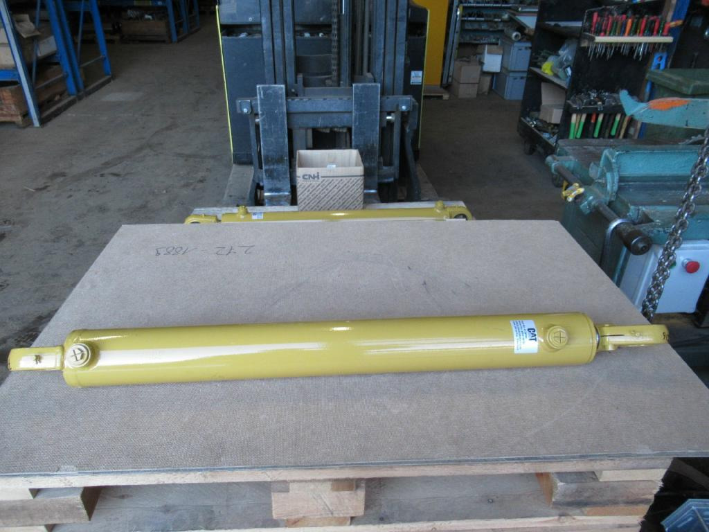 Caterpillar 4129384 - 3741450 - Vérin hydraulique pour Engins de chantier: photos 1 Caterpillar 4129384 - 3741450 - Vérin hydraulique pour Engins de chantier: photos 1