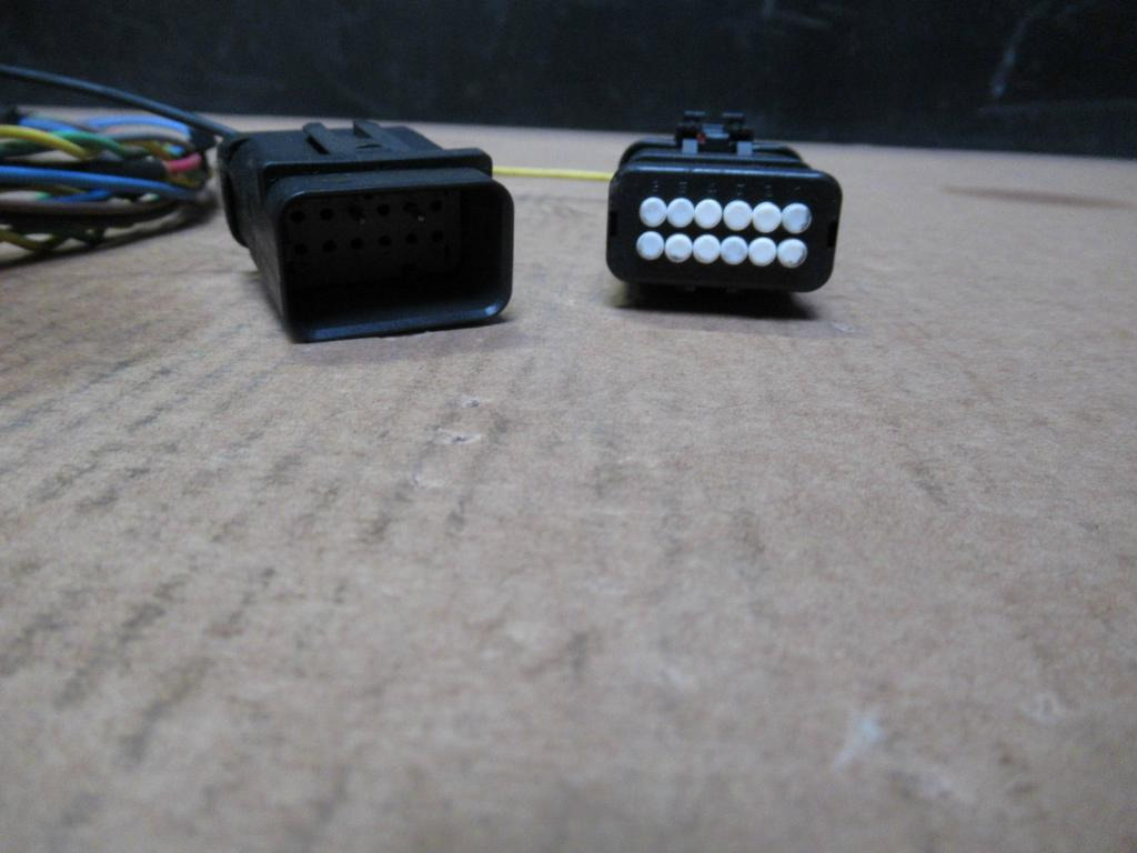 Caterpillar 4179083 - 3690093 - Câble/ Fil pour Engins de chantier: photos 3 Caterpillar 4179083 - 3690093 - Câble/ Fil pour Engins de chantier: photos 3