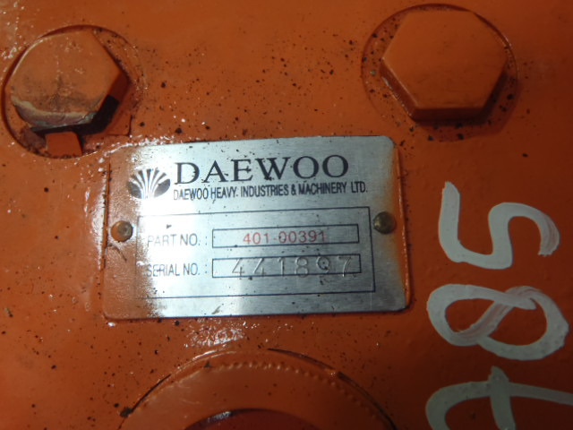 Daewoo 401-00391 - - Moteur de rotation pour Engins de chantier: photos 2 Daewoo 401-00391 - - Moteur de rotation pour Engins de chantier: photos 2