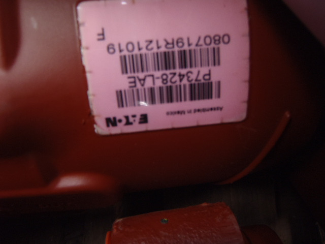 Eaton P73428-LAE - - Pompe hydraulique pour Engins de chantier: photos 2 Eaton P73428-LAE - - Pompe hydraulique pour Engins de chantier: photos 2