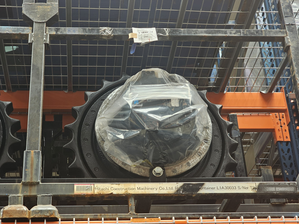 Hitachi YB60002138 - 9298565 - Moteur de translation pour Engins de chantier: photos 2 Hitachi YB60002138 - 9298565 - Moteur de translation pour Engins de chantier: photos 2