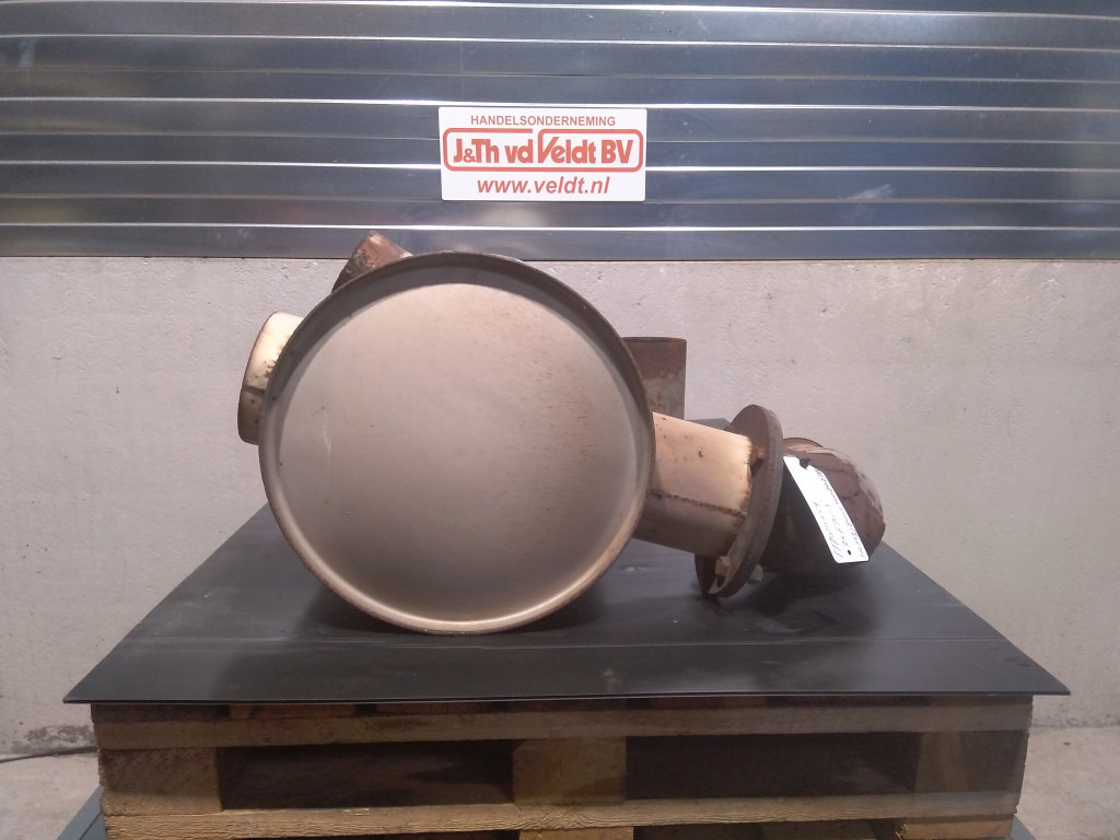 Hitachi ZX670LCH-3 - - Silencieux pour Engins de chantier: photos 2 Hitachi ZX670LCH-3 - - Silencieux pour Engins de chantier: photos 2