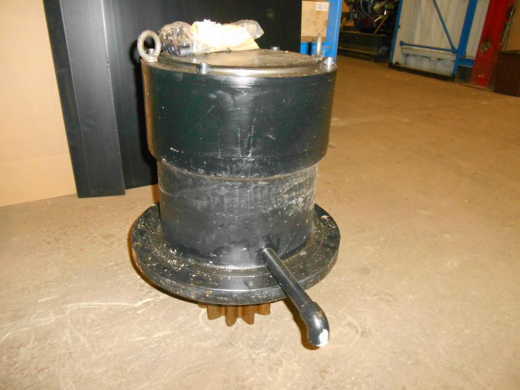 Kobelco LQ32W00009F1 - LQ32W00009F2 - Moteur de rotation pour Engins de chantier: photos 1 Kobelco LQ32W00009F1 - LQ32W00009F2 - Moteur de rotation pour Engins de chantier: photos 1
