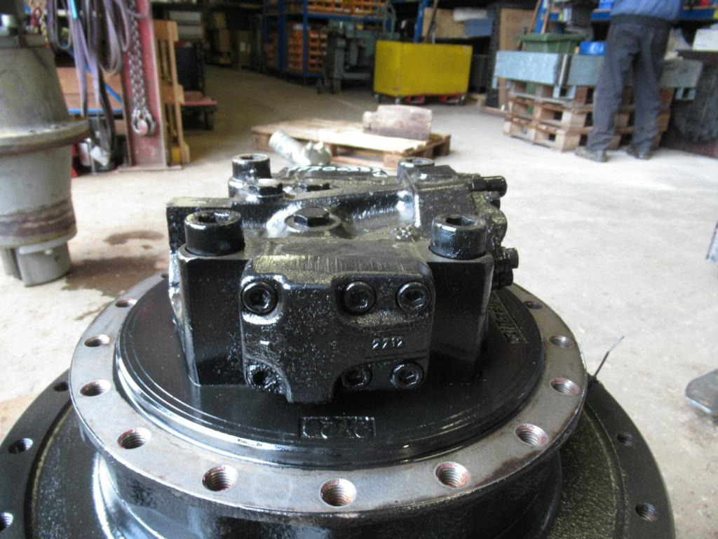Komatsu PC240LC-7K - - Moteur hydraulique pour Engins de chantier: photos 3 Komatsu PC240LC-7K - - Moteur hydraulique pour Engins de chantier: photos 3