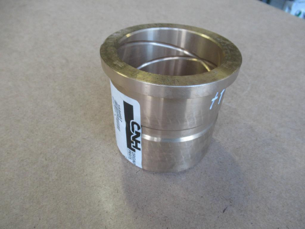 New Holland 1599587 - 73178201 - Pistons/ Anneaux/ Manchons pour Engins de chantier: photos 1 New Holland 1599587 - 73178201 - Pistons/ Anneaux/ Manchons pour Engins de chantier: photos 1
