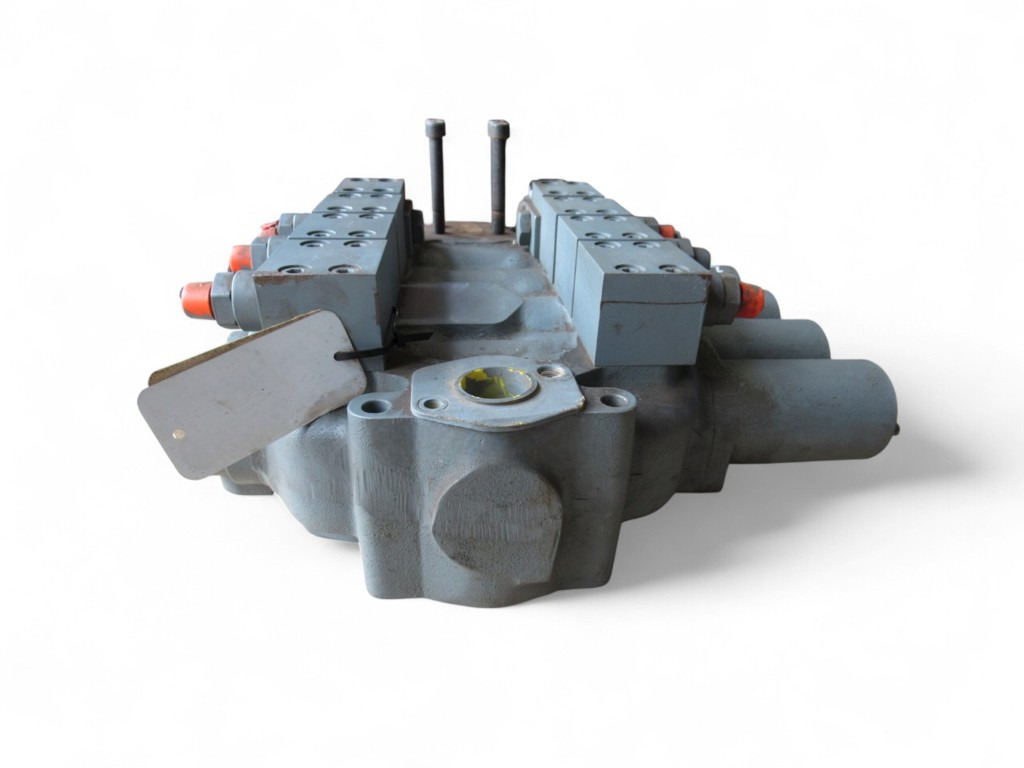 New Holland 1771467 - Valve hydraulique pour Engins de chantier: photos 3 New Holland 1771467 - Valve hydraulique pour Engins de chantier: photos 3