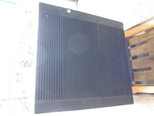 New Holland 4575660 - Système de refroidissement pour Engins de chantier: photos 1 New Holland 4575660 - Système de refroidissement pour Engins de chantier: photos 1