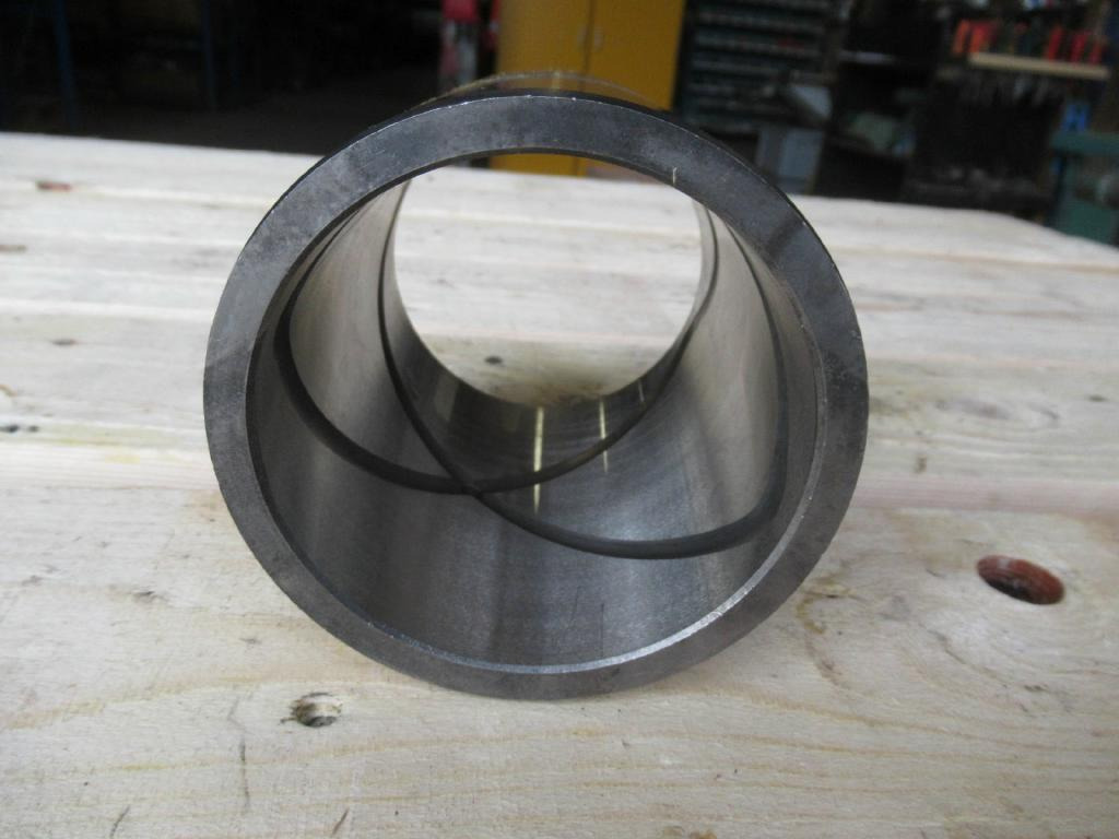 New Holland 71400119 - 6905395 - Pistons/ Anneaux/ Manchons pour Engins de chantier: photos 2 New Holland 71400119 - 6905395 - Pistons/ Anneaux/ Manchons pour Engins de chantier: photos 2