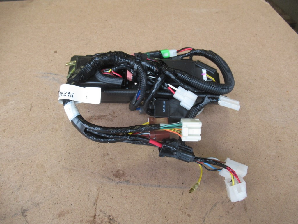 New Holland 72956734 - - Fusible pour Engins de chantier: photos 2 New Holland 72956734 - - Fusible pour Engins de chantier: photos 2