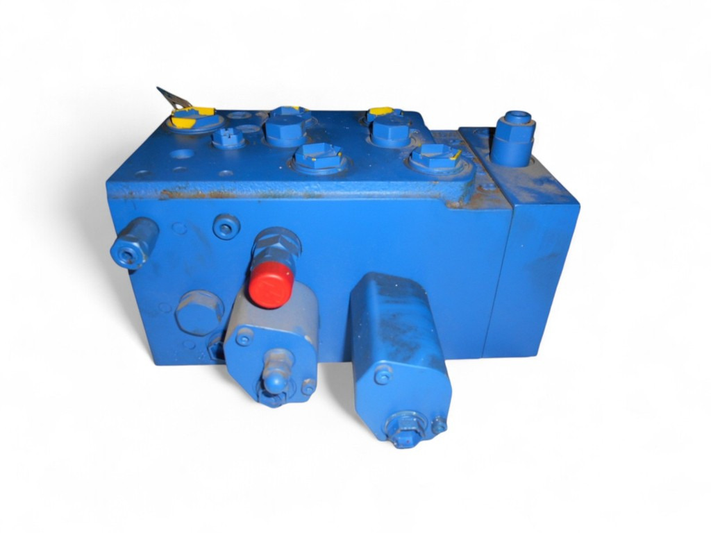 New Holland 87307986 - 87680515 - Valve hydraulique pour Engins de chantier: photos 2 New Holland 87307986 - 87680515 - Valve hydraulique pour Engins de chantier: photos 2