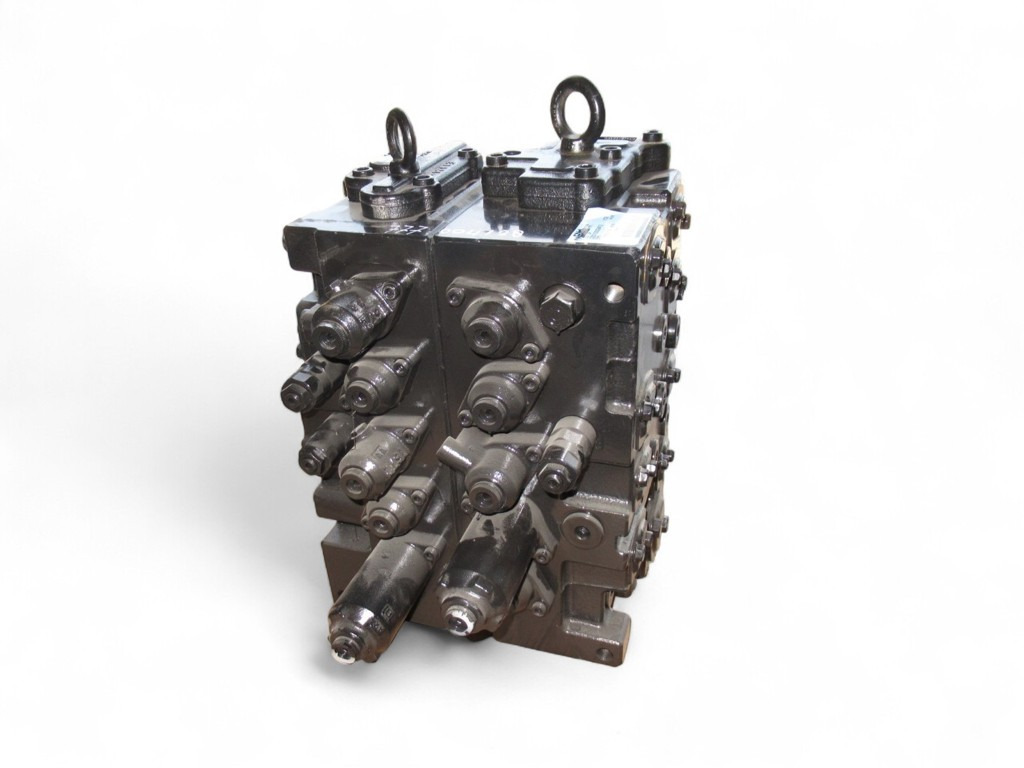New Holland LQ30V00024F2 - KMX15D/B44011B - Valve hydraulique pour Engins de chantier: photos 2 New Holland LQ30V00024F2 - KMX15D/B44011B - Valve hydraulique pour Engins de chantier: photos 2