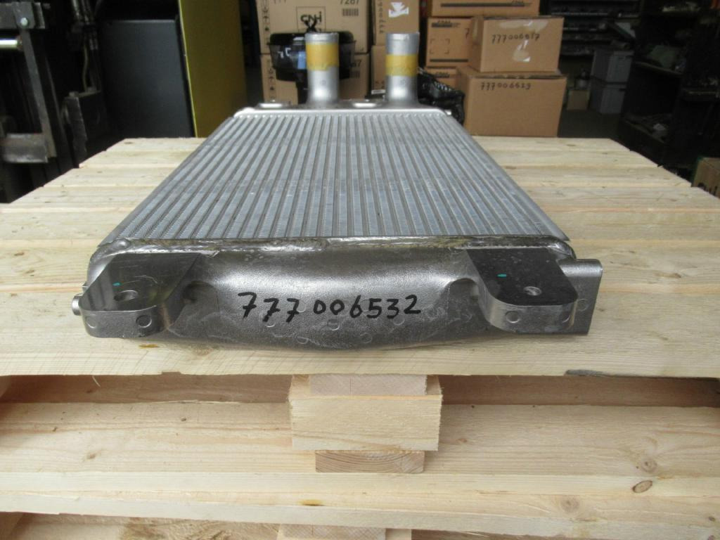 New Holland YM05P00009S003 - 72211202 - Intercooler pour Machine agricole: photos 3 New Holland YM05P00009S003 - 72211202 - Intercooler pour Machine agricole: photos 3