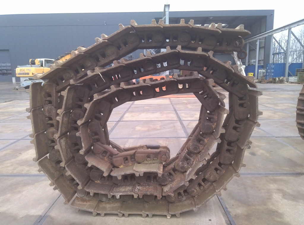 O&K 3657072 - 2769138 - Chenille pour Engins de chantier: photos 1 O&K 3657072 - 2769138 - Chenille pour Engins de chantier: photos 1