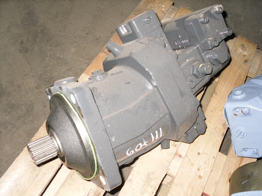 O&K 372.27.01.15 - - Moteur hydraulique pour Engins de chantier: photos 1 O&K 372.27.01.15 - - Moteur hydraulique pour Engins de chantier: photos 1