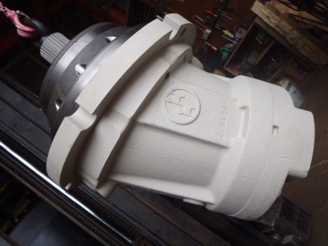 O&K A2FM474/60W-PZX01-SO32 - - Moteur hydraulique pour Engins de chantier: photos 2 O&K A2FM474/60W-PZX01-SO32 - - Moteur hydraulique pour Engins de chantier: photos 2