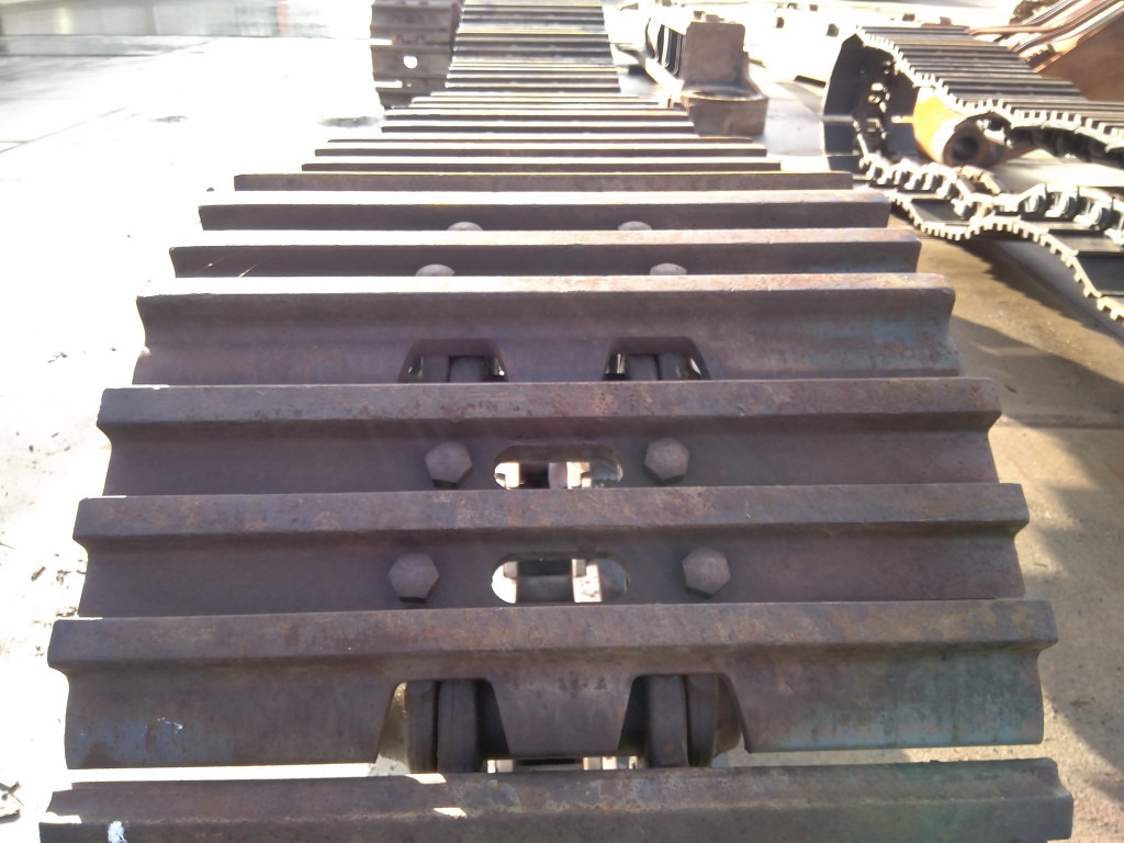 O&K RH23 - - Pièces de train de roulement pour Engins de chantier: photos 3 O&K RH23 - - Pièces de train de roulement pour Engins de chantier: photos 3
