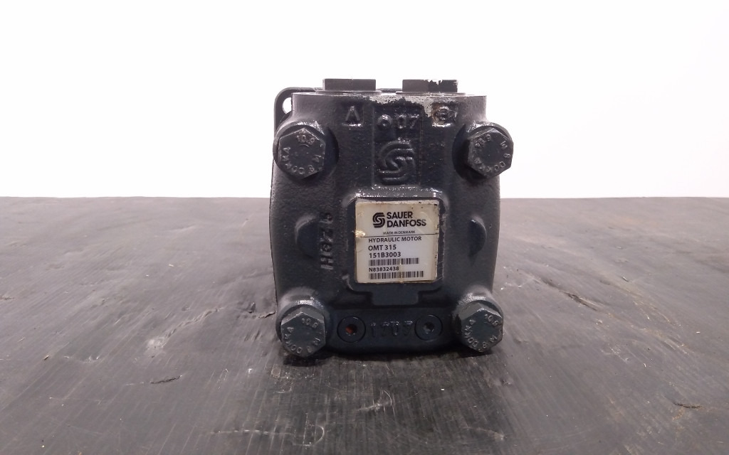 Sauer Danfoss OMT315 - - Moteur hydraulique pour Engins de chantier: photos 2 Sauer Danfoss OMT315 - - Moteur hydraulique pour Engins de chantier: photos 2