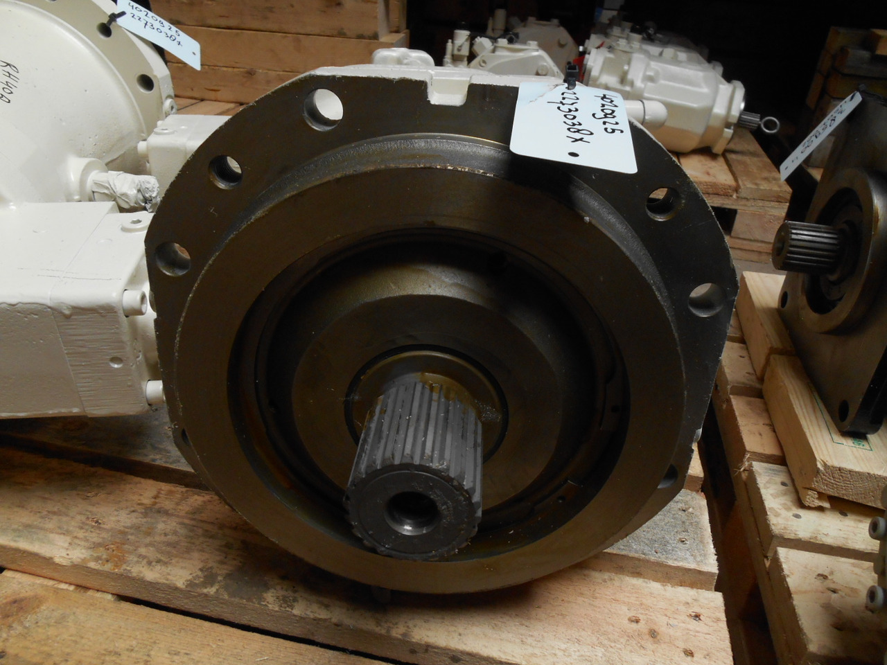 Terex O&K 2273038X - 1459441 - Pompe hydraulique pour Engins de chantier: photos 4 Terex O&K 2273038X - 1459441 - Pompe hydraulique pour Engins de chantier: photos 4