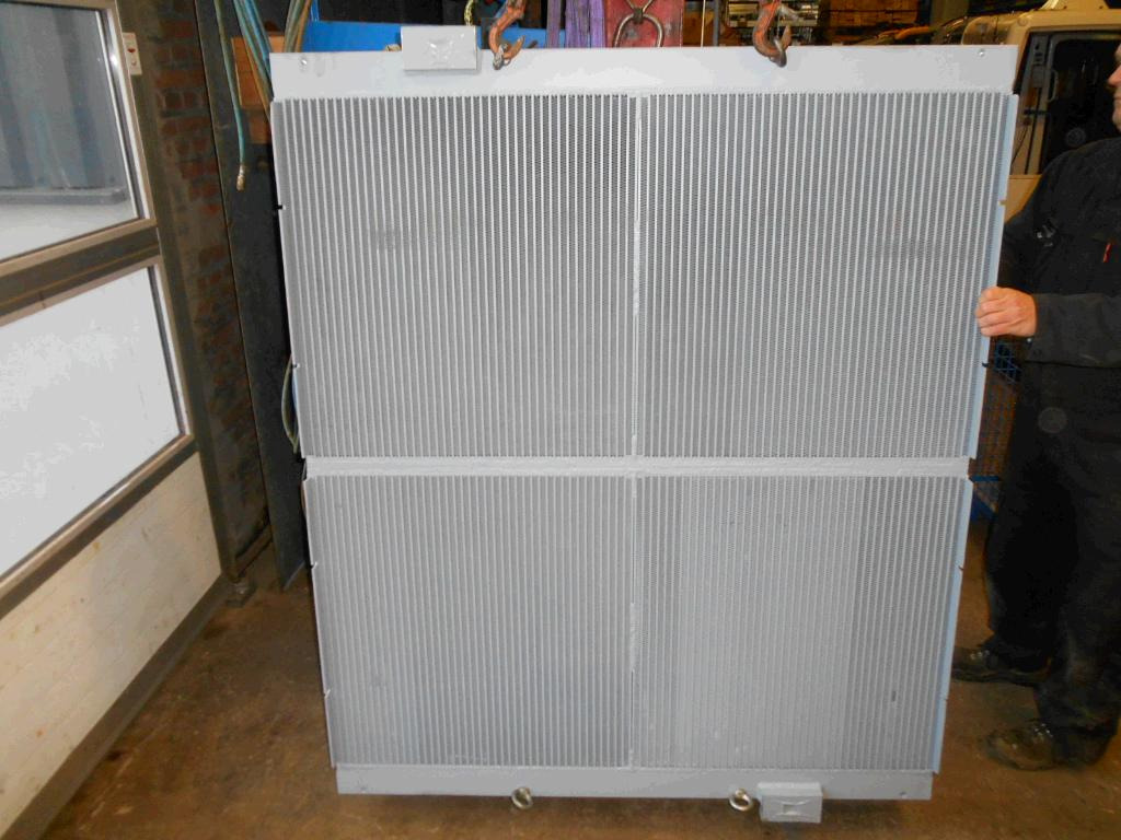 Terex O&K 3647508 - 5342685 - Radiateur d'huile pour Engins de chantier: photos 1 Terex O&K 3647508 - 5342685 - Radiateur d'huile pour Engins de chantier: photos 1