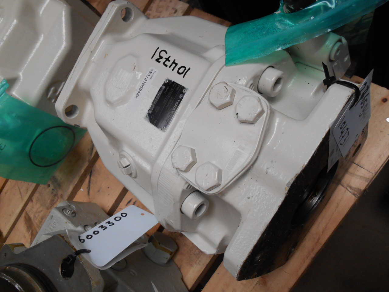 Terex O&K A10VO140DRG/31L-PSD12K01-S0679 (AP) - - Pompe hydraulique pour Engins de chantier: photos 1 Terex O&K A10VO140DRG/31L-PSD12K01-S0679 (AP) - - Pompe hydraulique pour Engins de chantier: photos 1