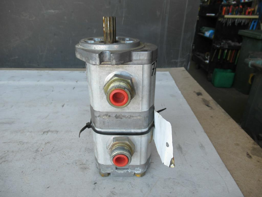 Zexel 87337079 - - Pompe de support pour Engins de chantier: photos 1 Zexel 87337079 - - Pompe de support pour Engins de chantier: photos 1