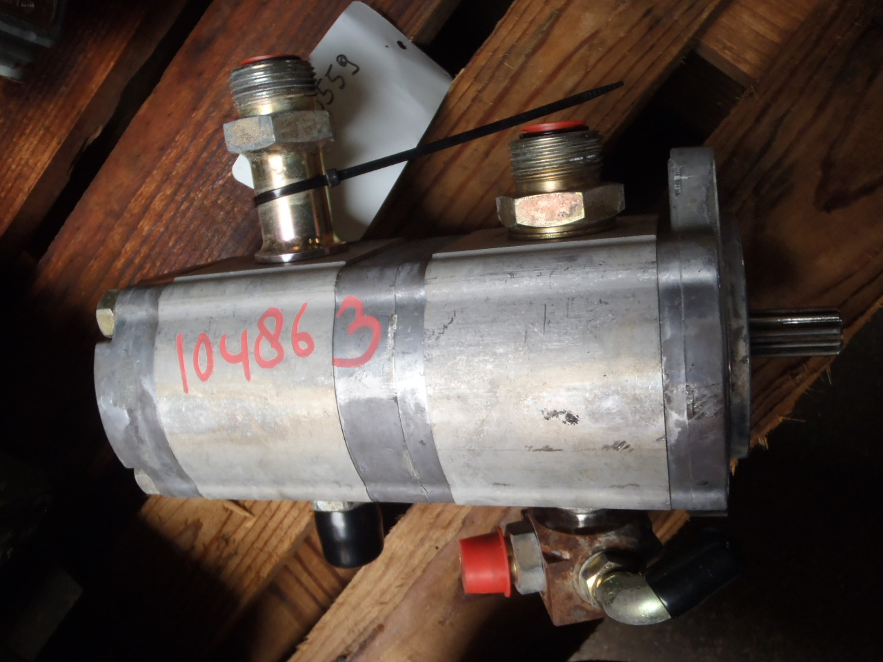 Zexel 9218031 - Pompe de support pour Engins de chantier: photos 1 Zexel 9218031 - Pompe de support pour Engins de chantier: photos 1