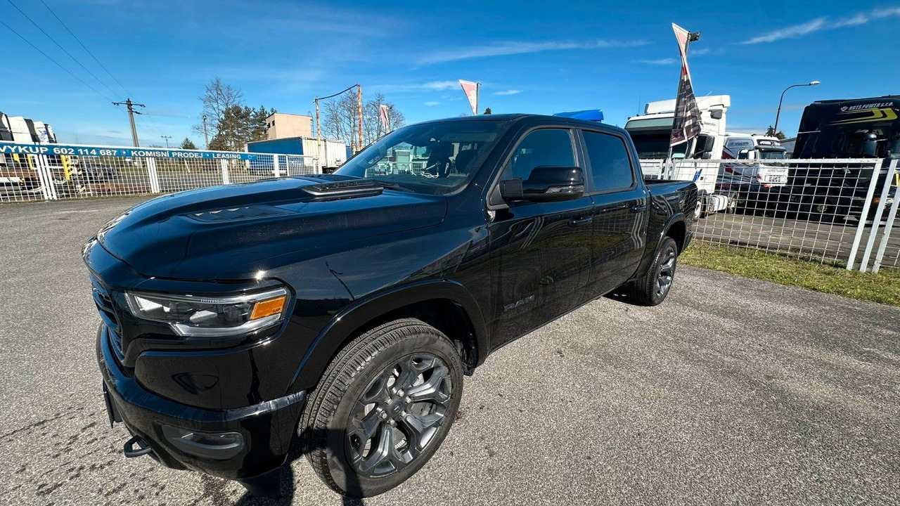 Dodge RAM 1500 E-TORQUE - SUV: photos 1 Dodge RAM 1500 E-TORQUE - SUV: photos 1