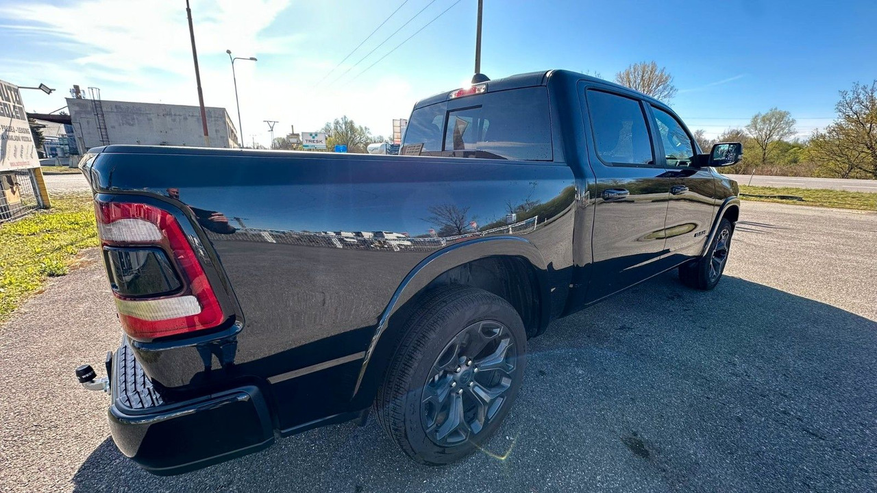 Dodge RAM 1500 E-TORQUE - SUV: photos 4 Dodge RAM 1500 E-TORQUE - SUV: photos 4