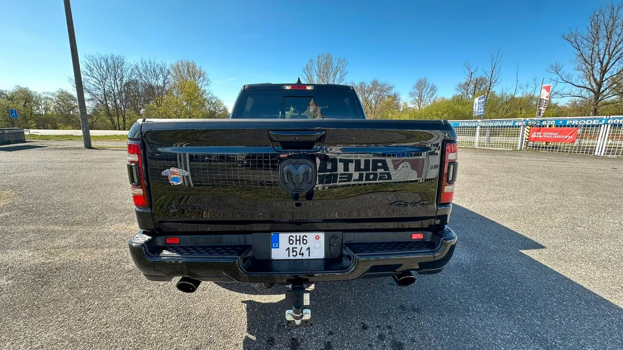 Dodge RAM 1500 E-TORQUE - SUV: photos 5 Dodge RAM 1500 E-TORQUE - SUV: photos 5