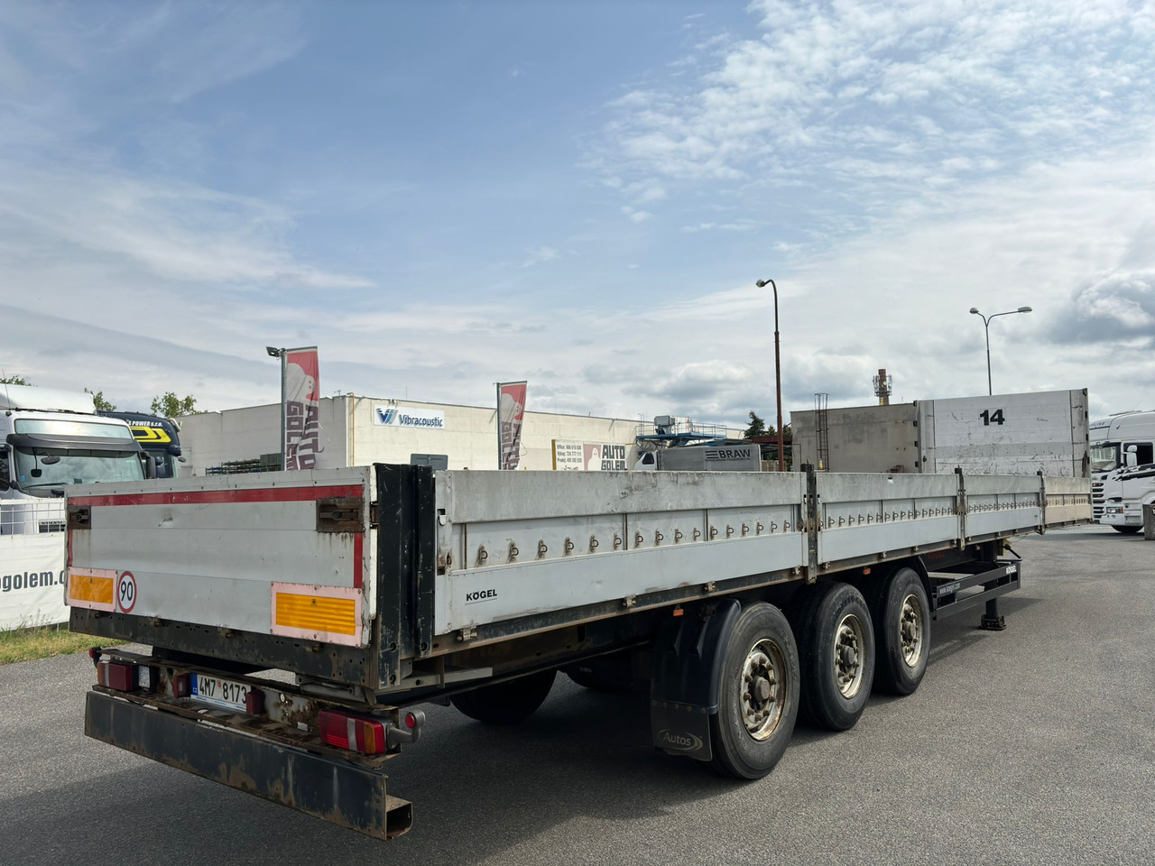 KÖGEL SN 24 - Semi-remorque plateau: photos 4 KÖGEL SN 24 - Semi-remorque plateau: photos 4