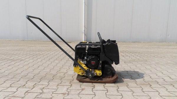 Bomag BP 25/50 - Plaque vibrante: photos 1 Bomag BP 25/50 - Plaque vibrante: photos 1