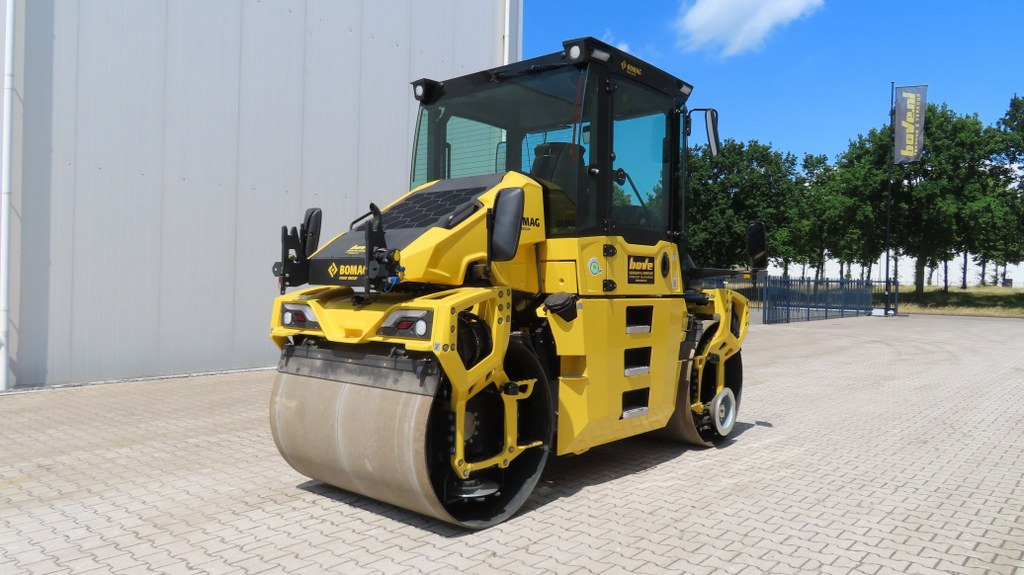 Bomag BW 154 AP 5 - Rouleau compresseur: photos 2 Bomag BW 154 AP 5 - Rouleau compresseur: photos 2
