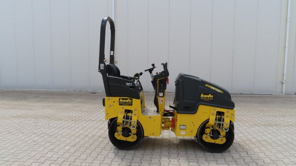 Bomag BW 80 AD-5 - Rouleau compresseur: photos 1 Bomag BW 80 AD-5 - Rouleau compresseur: photos 1