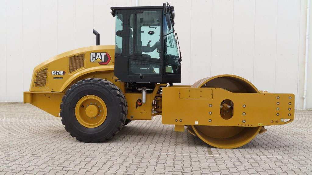 Caterpillar CS 74 B - Compacteur à pieds de mouton/ Monocylindre: photos 1 Caterpillar CS 74 B - Compacteur à pieds de mouton/ Monocylindre: photos 1