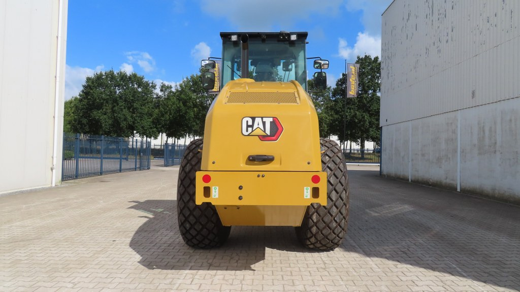 Caterpillar CS66B - Compacteur à pieds de mouton/ Monocylindre: photos 3 Caterpillar CS66B - Compacteur à pieds de mouton/ Monocylindre: photos 3