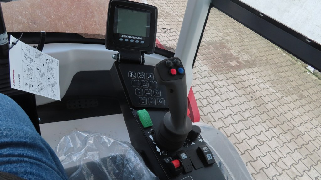 Compacteur à pieds de mouton/ Monocylindre Dynapac CA5000D: photos 16