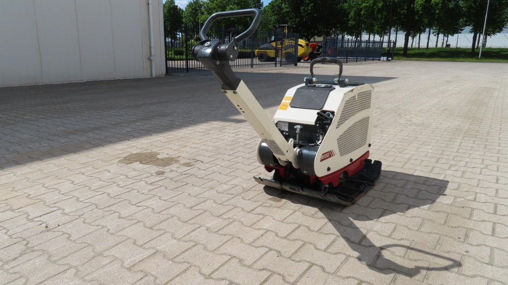 Dynapac DRP 25 D - Plaque vibrante: photos 2 Dynapac DRP 25 D - Plaque vibrante: photos 2