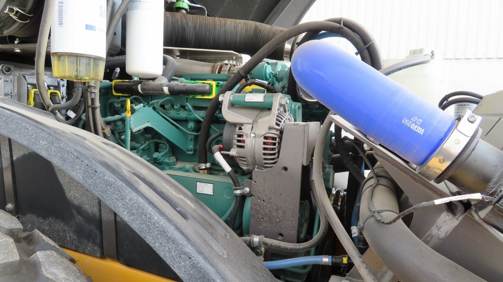 Compacteur à pieds de mouton/ Monocylindre Volvo SD 135 B: photos 11