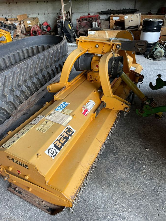 Berti Dual 300 - Broyeur/ Épareuse: photos 3 Berti Dual 300 - Broyeur/ Épareuse: photos 3
