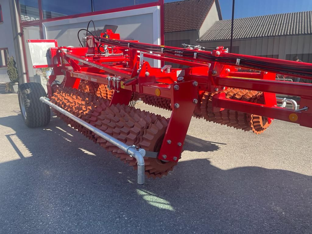 Guettler GÜTTLER MAYOR 640 - Rouleau agricole: photos 2 Guettler GÜTTLER MAYOR 640 - Rouleau agricole: photos 2