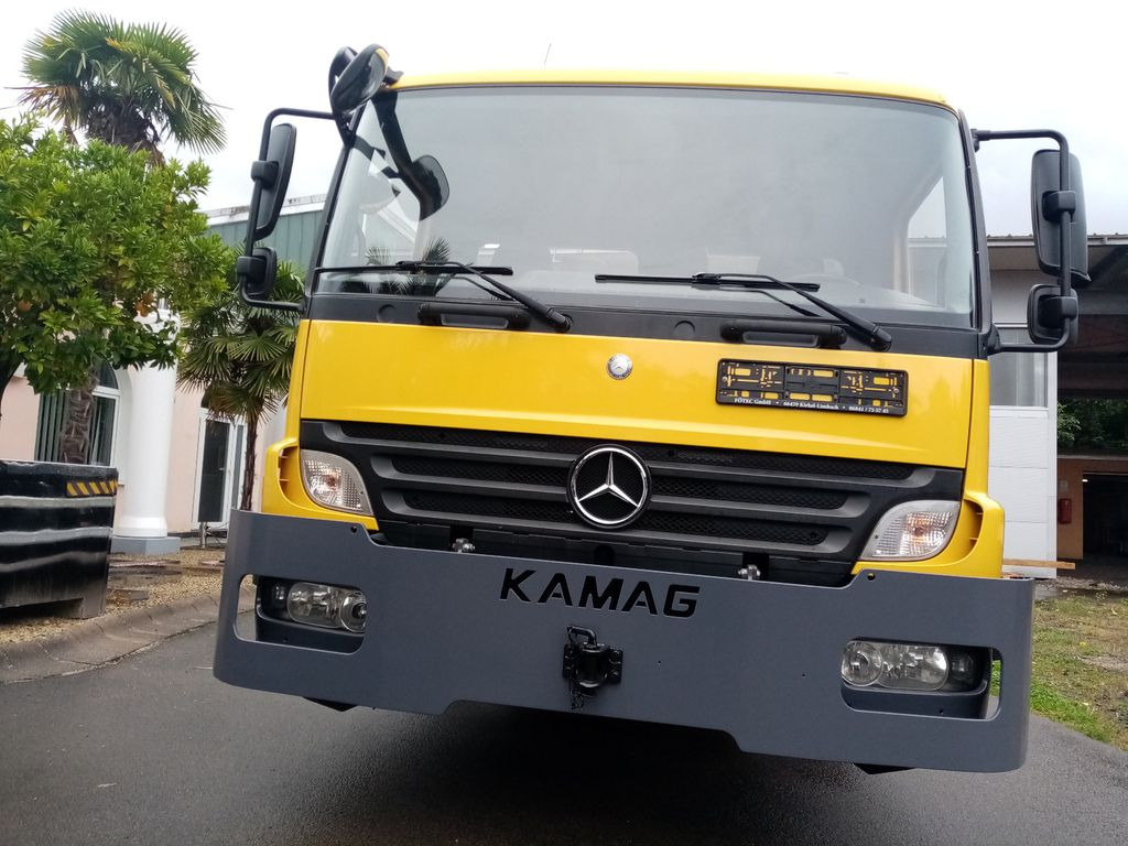 Mercedes-Benz Kamag/ Wiesel/ WBH/FUKB3341/ mit Garantie - Camion porte-conteneur/ Caisse mobile: photos 1 Mercedes-Benz Kamag/ Wiesel/ WBH/FUKB3341/ mit Garantie - Camion porte-conteneur/ Caisse mobile: photos 1