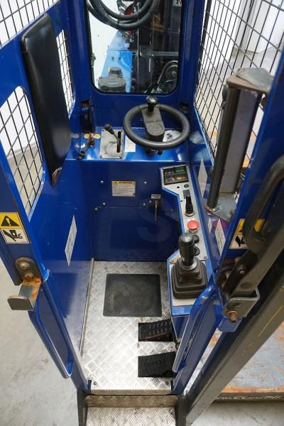 Combilift C2500GT - Chariot latéral: photos 3 Combilift C2500GT - Chariot latéral: photos 3