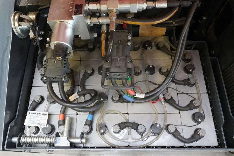 Combilift CBE3000 - Chariot multidirectionnel: photos 4 Combilift CBE3000 - Chariot multidirectionnel: photos 4