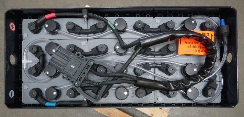 Linde 24 Volt 3 PzS 375 Ah - Accumulateur: photos 3 Linde 24 Volt 3 PzS 375 Ah - Accumulateur: photos 3