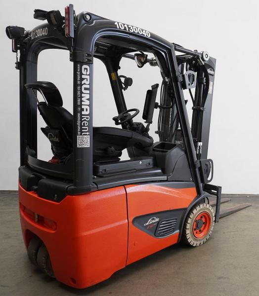 Linde E 12 EVO 386-02 - Chariot élévateur électrique: photos 2 Linde E 12 EVO 386-02 - Chariot élévateur électrique: photos 2
