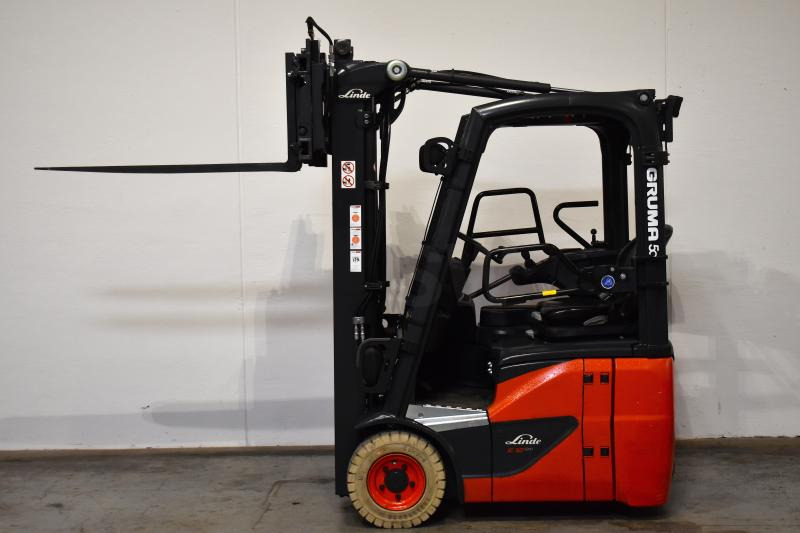 Linde E 12 EVO 386-02 - Chariot élévateur électrique: photos 4 Linde E 12 EVO 386-02 - Chariot élévateur électrique: photos 4