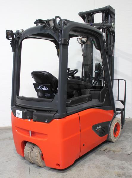 Linde E 16 EVO 386-02 - Chariot élévateur électrique: photos 2 Linde E 16 EVO 386-02 - Chariot élévateur électrique: photos 2
