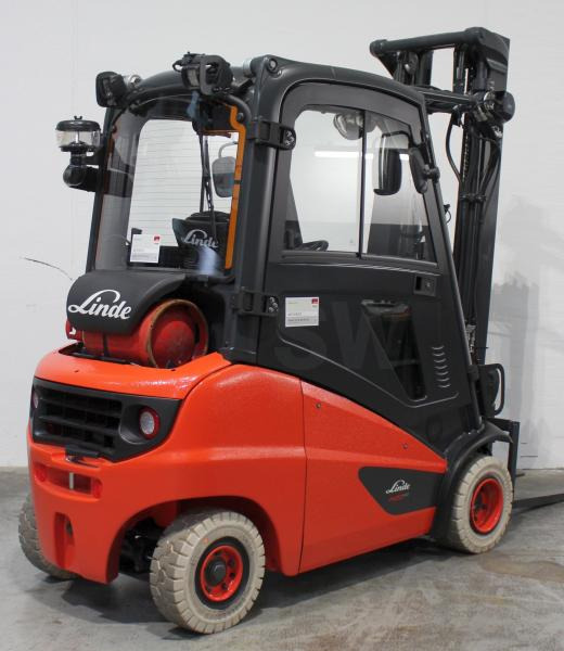 Linde H 20 T EVO 391-00 - Chariot élévateur à gaz: photos 2 Linde H 20 T EVO 391-00 - Chariot élévateur à gaz: photos 2