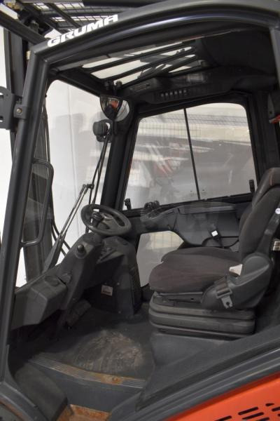 Linde H 25 T EVO 392-02 - Chariot élévateur à gaz: photos 3 Linde H 25 T EVO 392-02 - Chariot élévateur à gaz: photos 3