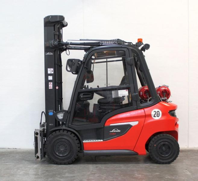 Linde H 30 T 1202 - Chariot élévateur à gaz: photos 3 Linde H 30 T 1202 - Chariot élévateur à gaz: photos 3